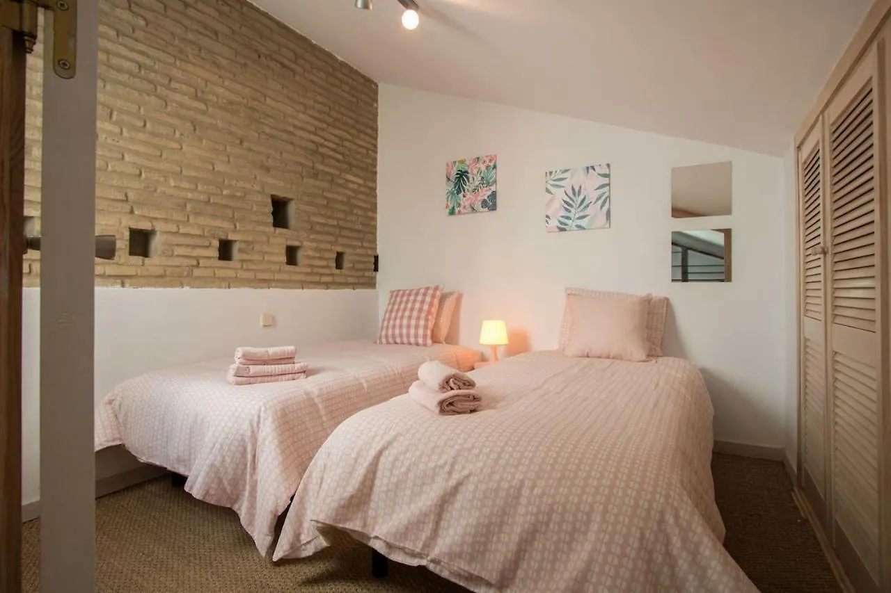 Corral Casa Grande Oasis Hotel Seville Apartment